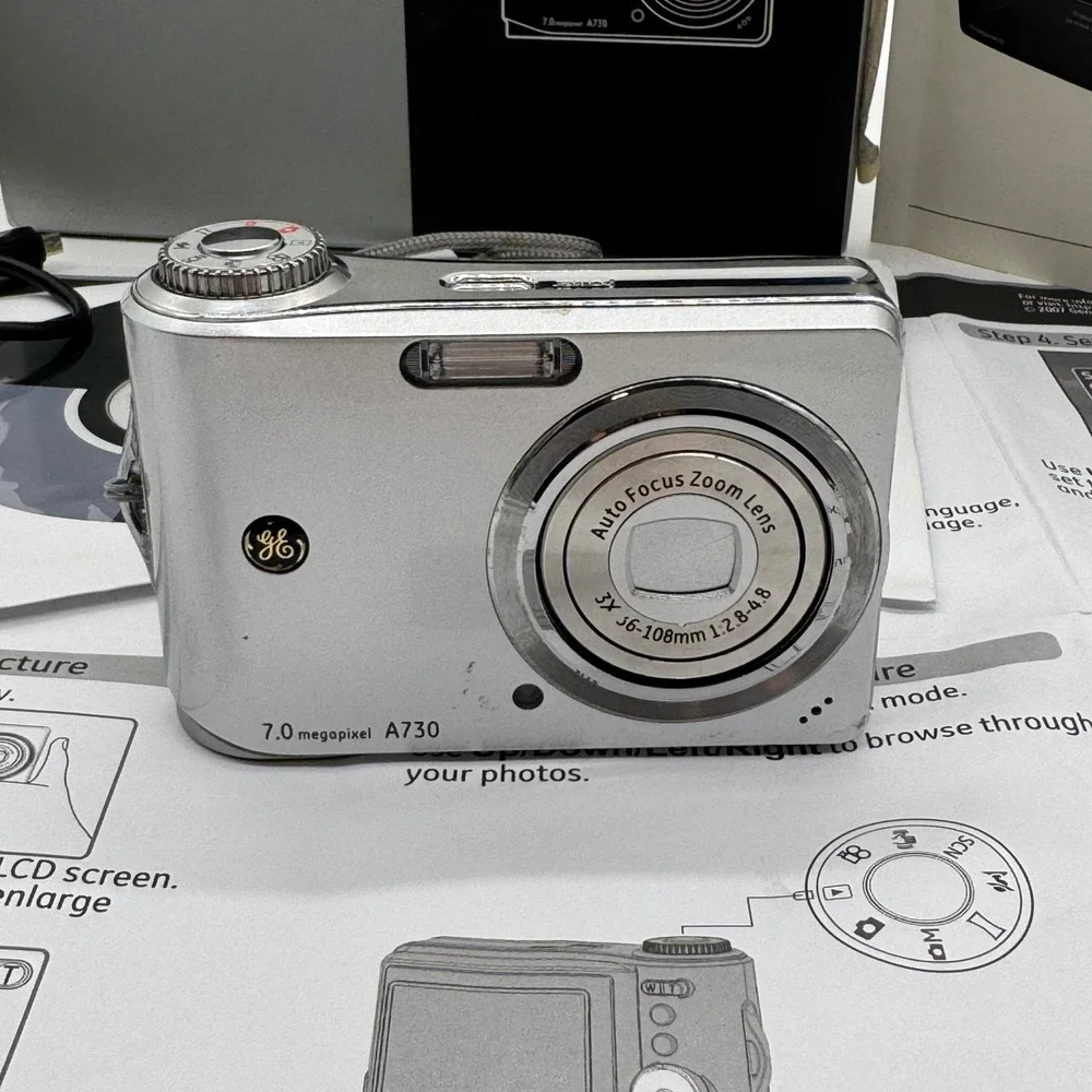 GE A730 Digital Camera Silver 7.0MP 3x Optical Zoom Point and Shoot with Box
